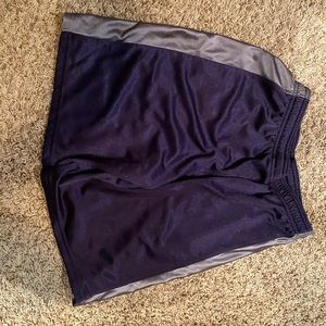 Under amour athletic shorts